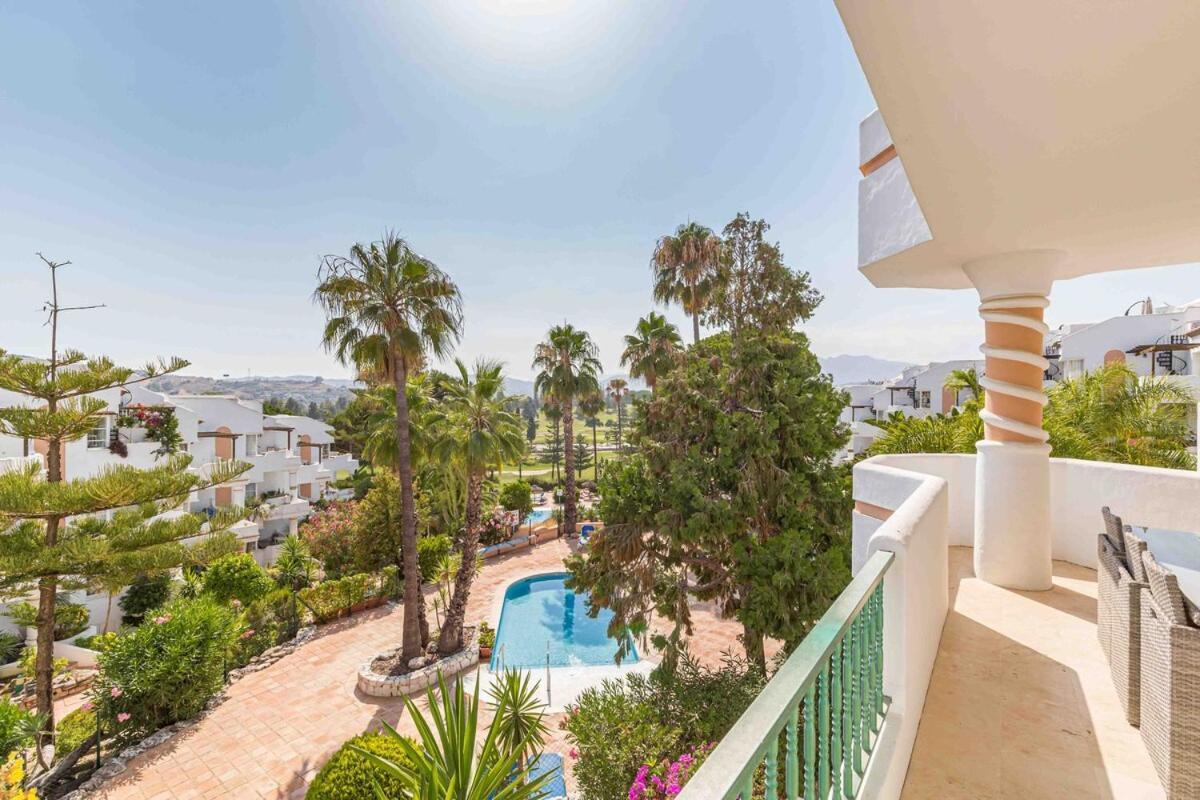 Stylish One Bed Apartment At Matchroom Country Club Fuengirola Exterior foto